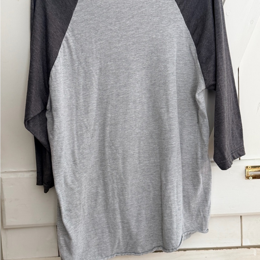 Alan Jackson Raglan Tee - Picture 3 of 3